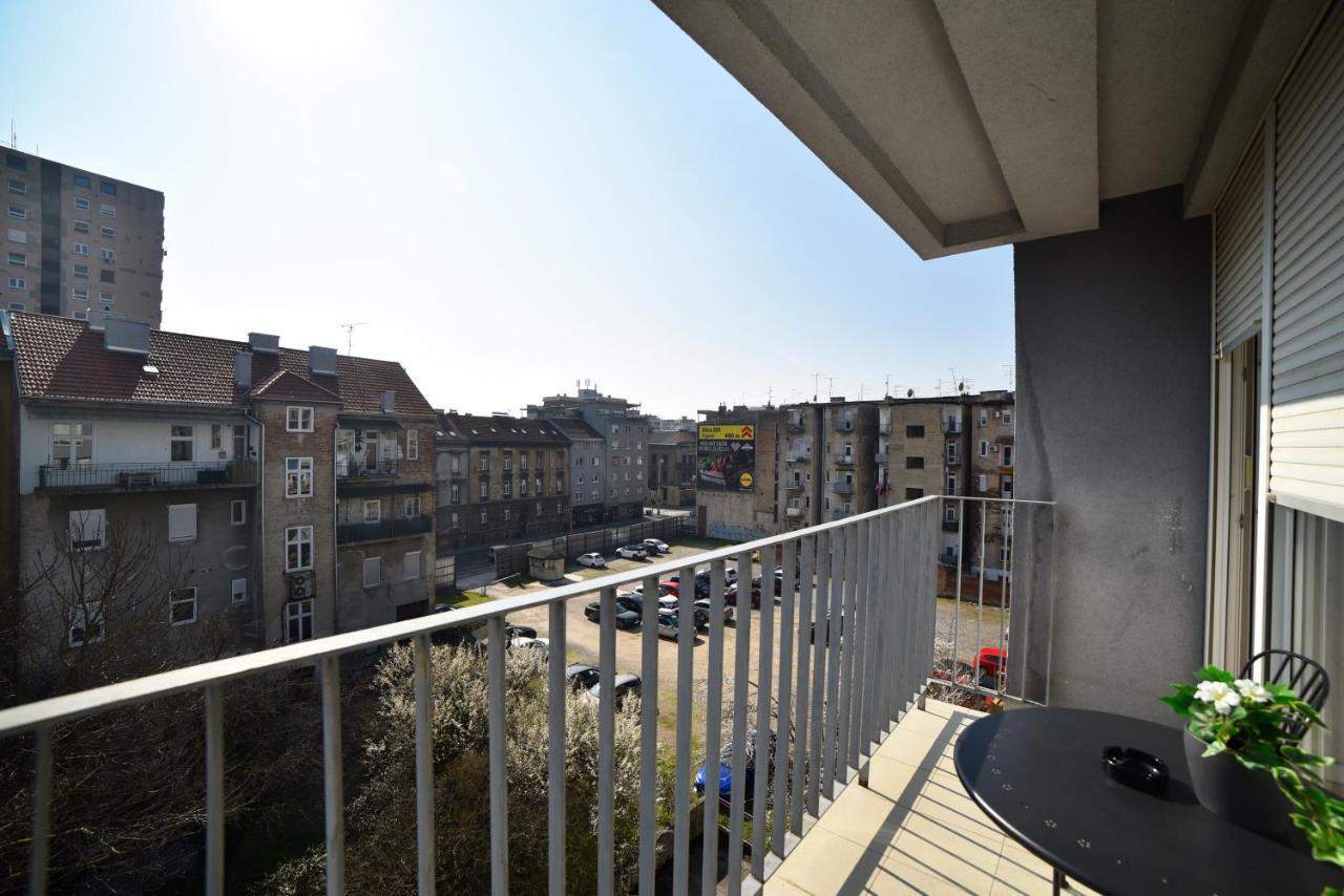 Lavir Apartment With Parking Zagreb Dış mekan fotoğraf